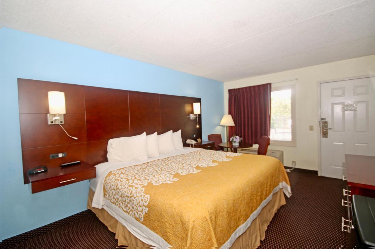 Hamilton Inn Jonesville I-77 Eksteriør bilde